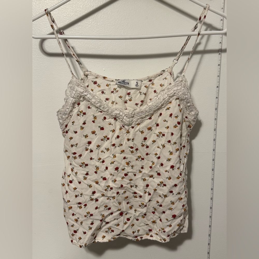 Hollister Floral Lace Trim Cami Tank Cream Size S